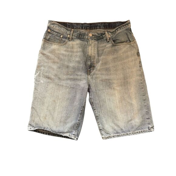 Levis 569 Loose Fit Medium Wash Shorts  ***Item: 0587 - Picture 1 of 9